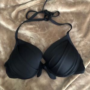 SOLD ON M Victoria’s Secret